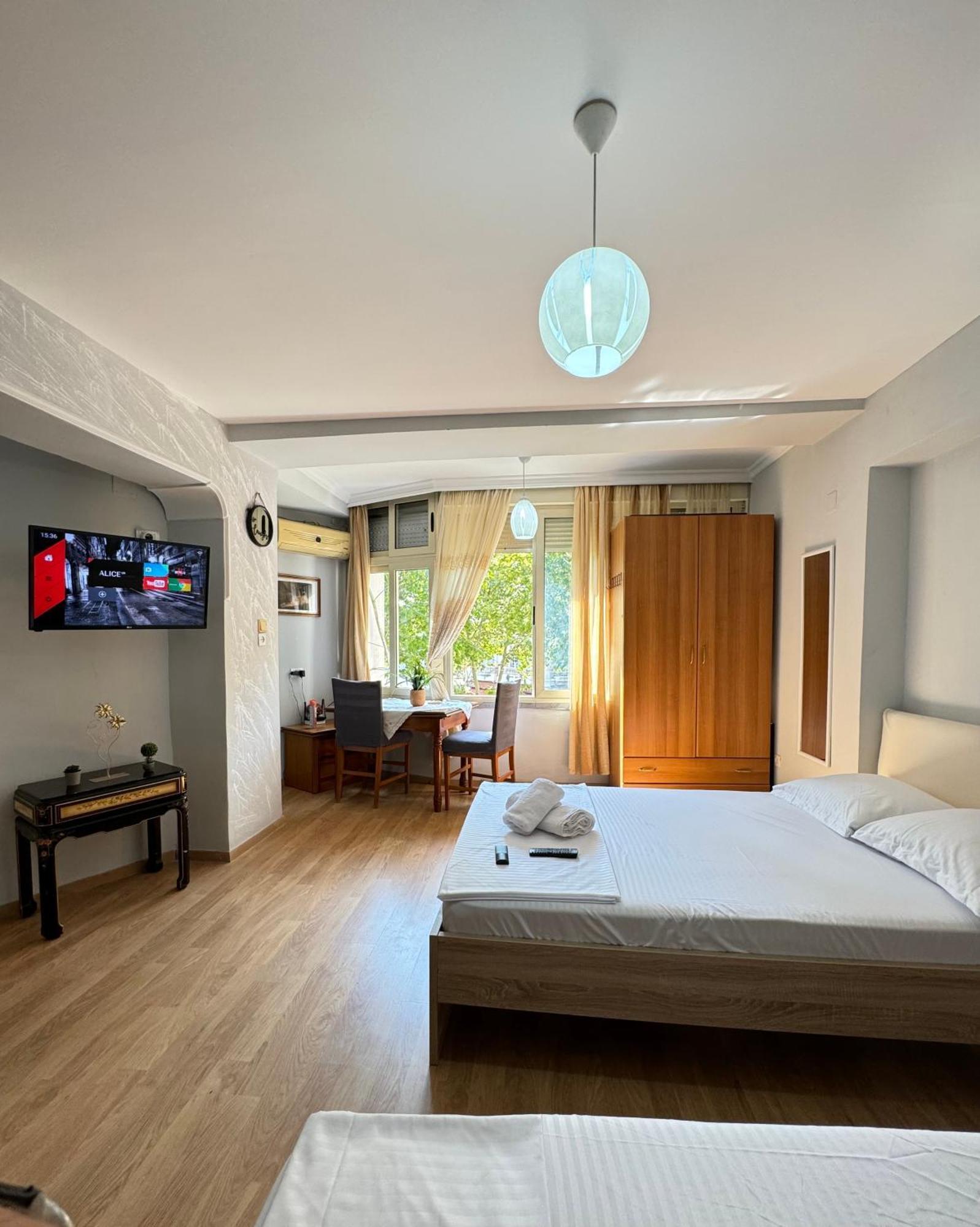 Tirana Centre Lions Gate 9 Apartment ภายนอก รูปภาพ