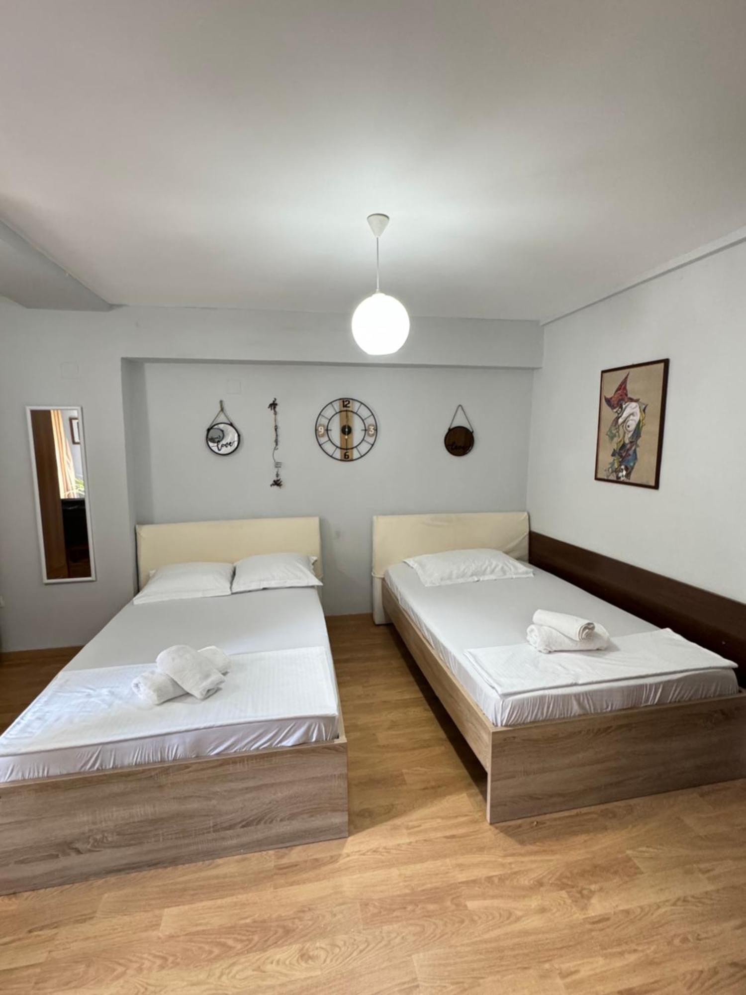 Tirana Centre Lions Gate 9 Apartment ภายนอก รูปภาพ